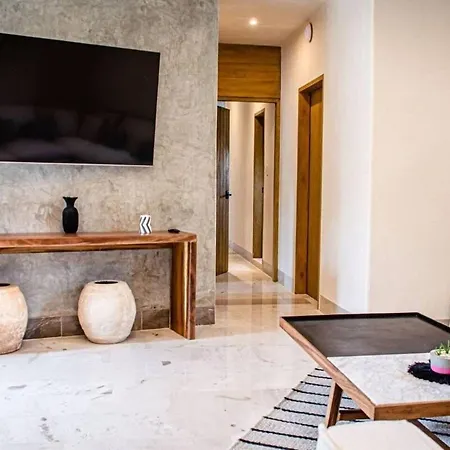 Moderno Depto. de 2 Recámaras a pasos de la playa Apartamento